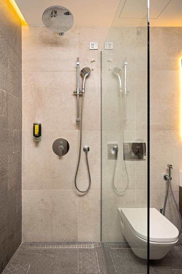 Aparthotel Plaza35 Sibiu Habitación foto