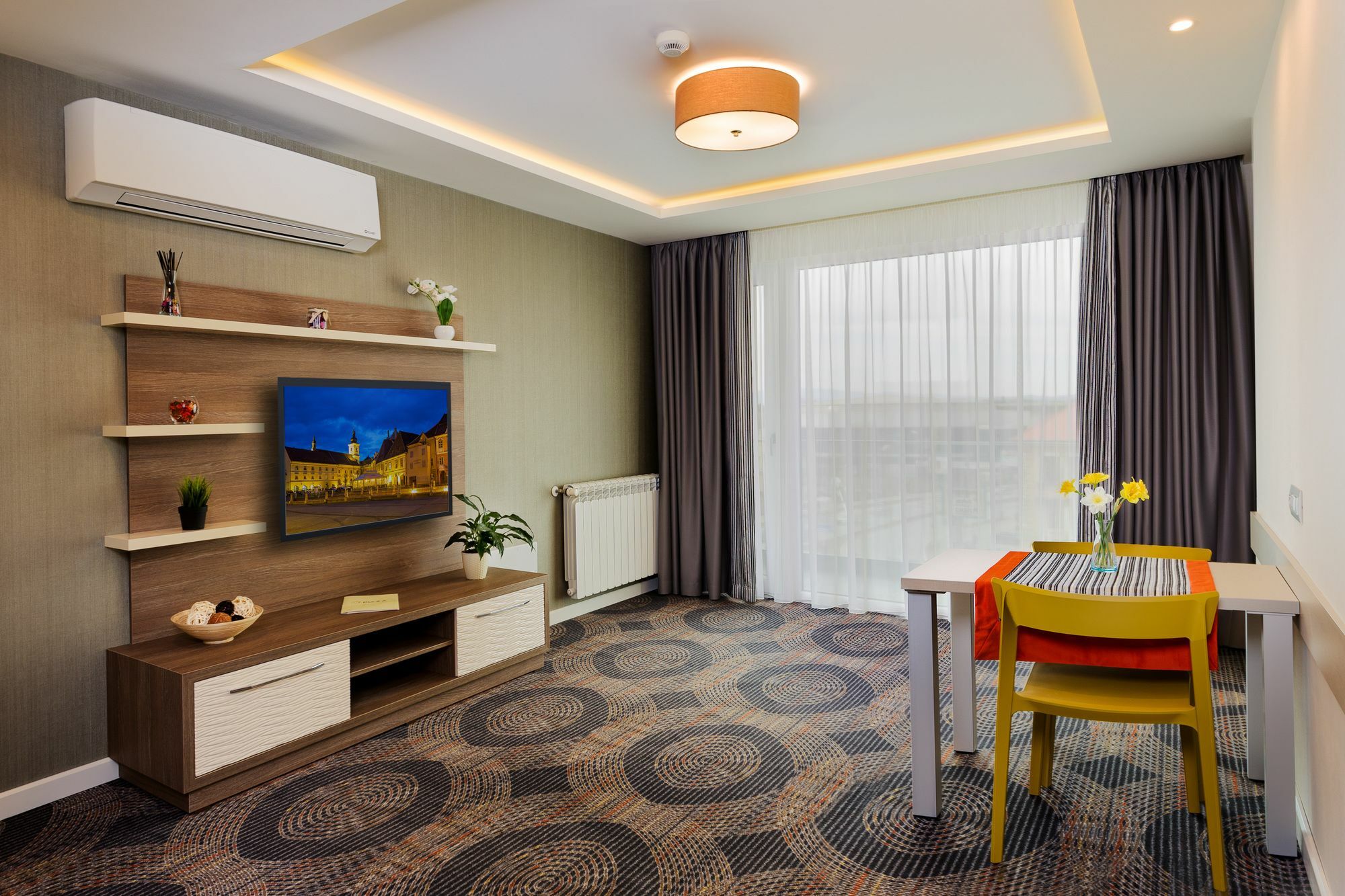 Aparthotel Plaza35 Sibiu Exterior foto